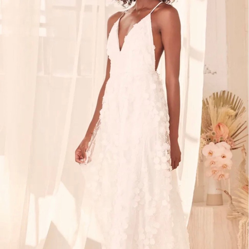 Lulus long white 3D flower dress